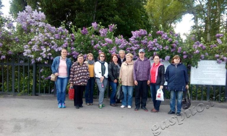 Подробнее о статье Архивисты ГАСПИТО посетили Музей-усадьбу С.В.Рахманинова «Ивановка»