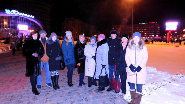 Подробнее о статье Архивисты ГАСПИТО приняли участие в митинге-концерте «Крымская весна»