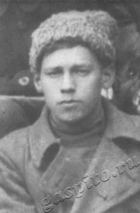 Подробнее о статье Иванов Арсений Петрович (Ед.хр. 331)