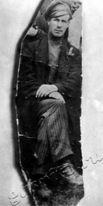 Подробнее о статье Иванов Михаил Иванович (Ед.хр. 350)