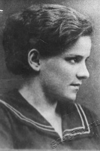 Подробнее о статье Дерунец Тамара Яковлевна (Ед.хр. 1812)