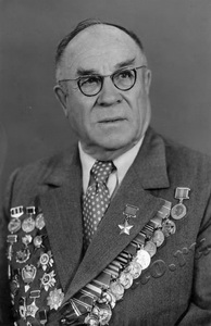 Подробнее о статье Кратов Дмитрий Николаевич (Ед.хр. 1738)