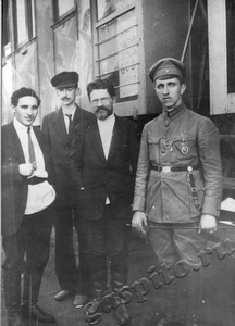 Подробнее о статье Калинин Михаил Иванович (Ед.хр. 377)