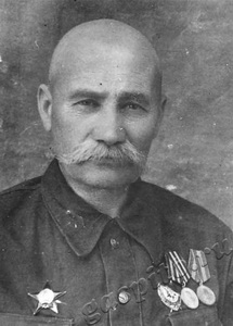 Подробнее о статье Кривошапов Леонтий Титович (Ед.хр. 444)