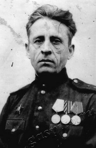 Подробнее о статье Лазарев Иван Васильевич (Ед.хр. 460)