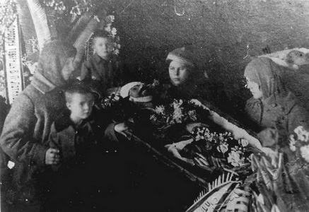 Подробнее о статье Лотиков Василий Петрович (Ед.хр. 511)