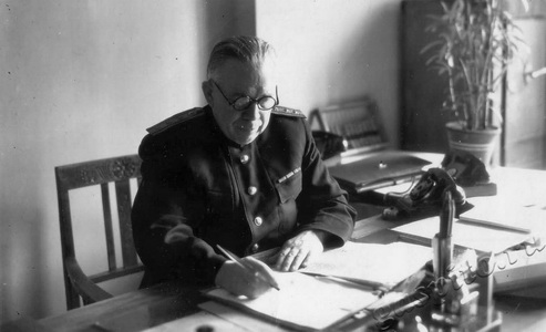 Подробнее о статье Мрачек Александр Николаевич (Ед.хр. 612)