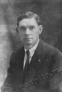 Подробнее о статье Новоженов Феоктист Архипович (Ед.хр. 631)