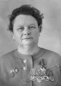 Подробнее о статье Бобруйко Надежда Ивановна (Ед.хр. 1019)