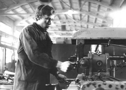 Подробнее о статье Иванов Виктор (Ед.хр. 1173a)