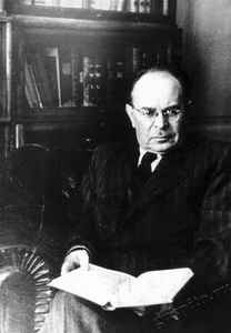 Подробнее о статье Островитянов Константин Васильевич (Ед.хр. 1362)