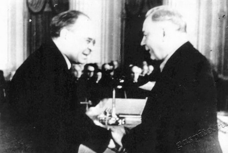 Подробнее о статье Островитянов Константин Васильевич (Ед.хр. 1366)