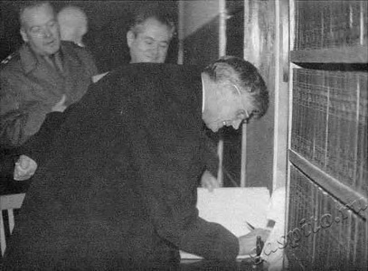 Подробнее о статье Суслов Михаил Андреевич (Ед.хр. 1537)