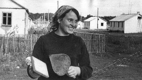 Подробнее о статье Штукатур колхоза имени В.И.Ленина  (Ед.хр. 1688)