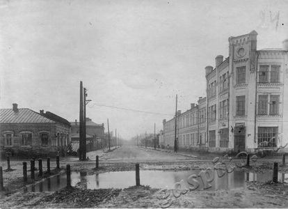 Подробнее о статье Перекресток улиц (Ед.хр. 1948)