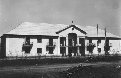 Подробнее о статье 2-х этажное общежитие (Ед.хр. 1967)