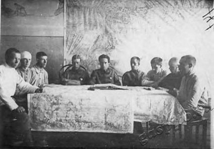 Подробнее о статье Ответственные сотрудники губернского штаба ЧОН (Ед.хр. 2047)