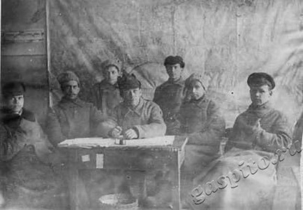 Подробнее о статье Сотрудники отделения снабжения ЧОН (Ед.хр. 2051)