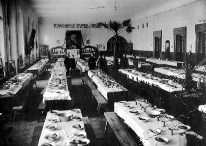 Подробнее о статье Столовая командных курсов (Ед.хр. 2073)