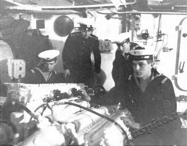 Подробнее о статье Экипаж катера «Тамбовский комсомолец» (Ед.хр. 2096)