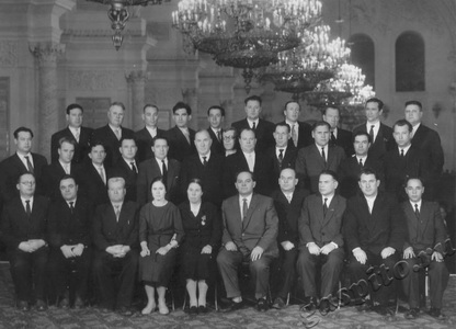 Подробнее о статье Участники совещания секретарей партийных комитетов и начальников производственных управлений РСФСР (Ед.хр. 2304)