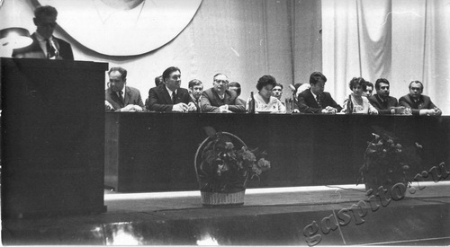 Подробнее о статье Встреча кандидата в депутаты Верховного Совета РСФСР, заведующего строительным отделом ЦК КПСС И.Н.Дмитриева (Ед.хр. 2318)