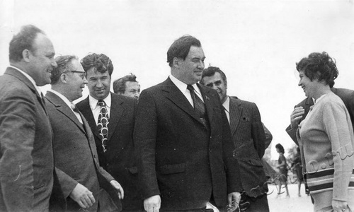 Подробнее о статье Встреча кандидата в депутаты Верховного Совета РСФСР, заведующего строительным отделом ЦК КПСС И.Н.Дмитриева (Ед.хр. 2323)