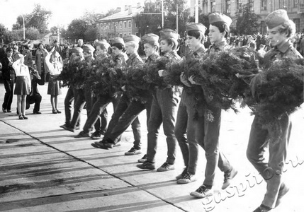 Подробнее о статье Митинг, посвященный 60-летию со дня рождения Героя Советского Союза З.А.Космодемьянской (Ед.хр. 2402)