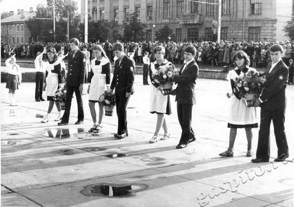 Подробнее о статье Митинг, посвященный 60-летию со дня рождения Героя Советского Союза З.А.Космодемьянской (Ед.хр. 2403)