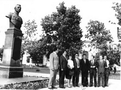 Подробнее о статье Пребывание партийной, профсоюзной и комсомольской делегаций из Венгерской Народной Республики (ВНР) в Тамбовской области (Ед.хр. 2432)