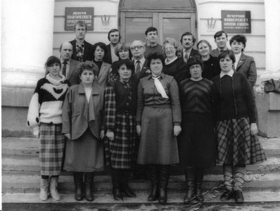 Подробнее о статье Слушатели университета марксизма-ленинизма Тамбовского обкома КПСС, восьмой выпуск (Ед.хр. 2623)