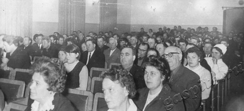 Подробнее о статье Делегаты конференции профсоюза рабочих строительства и промстройматериалов (Ед.хр. 2687)