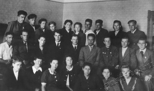 Подробнее о статье Члены Тамбовского обкома ВЛКСМ (Ед.хр. 2709)