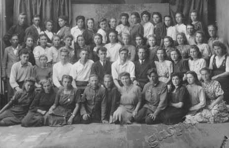 Подробнее о статье Работники Тамбовского обкома ВЛКСМ (Ед.хр. 2711)