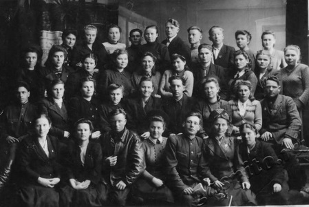 Подробнее о статье Комсомольские работники (Ед.хр. 2712)