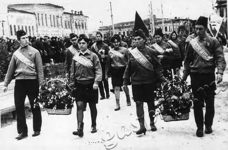 Подробнее о статье 2-ой областной слет победителей походов по местам революционной, боевой и трудовой славы (Ед.хр. 2785)