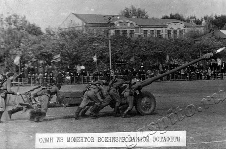 Подробнее о статье 2-ой областной слет победителей походов по местам революционной, боевой и трудовой славы (Ед.хр. 2798)