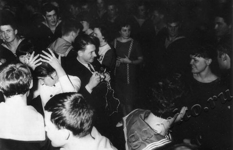 Подробнее о статье Шефство тамбовских комсомольцев над моряками-балтийцами (Ед.хр. 2918)