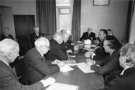 Подробнее о статье Встреча старых большевиков секции ИЛО при ЦК КПСС с тамбовчанами – делегатами 27 съезда КПСС (Ед.хр. 2996)