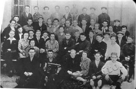 Подробнее о статье Делегаты комсомольской конференции ТВРЗ (Ед.хр. 3120)