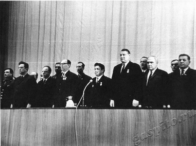 Подробнее о статье Торжественное собрание, посвященное вручению ордена «Знак Почета» Тамбовскому химкомбинату (Ед.хр. 3201)