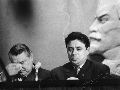 Подробнее о статье Торжественное собрание, посвященное вручению ордена «Знак Почета» Тамбовскому химкомбинату (Ед.хр. 3212)