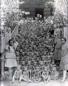 Подробнее о статье Воспитанники детского дома от завода «Ремарт» (Ед.хр. 3246)