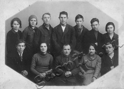 Подробнее о статье Комсомольский актив завода «Ревтруд» (Ед.хр. 3265)