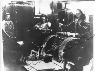 Подробнее о статье Первые обмотчицы завода «Ревтруд» (Ед.хр. 3277)