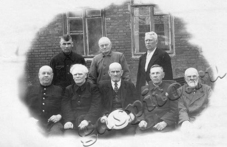 Подробнее о статье Ветераны завода «Ревтруд» (Ед.хр. 3304)