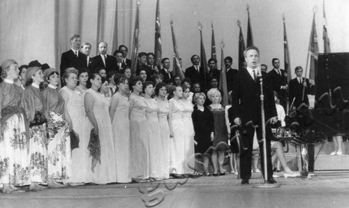 Подробнее о статье Смотр художественной самодеятельности ТКБ завода «Ревтруд» (Ед.хр. 3332)