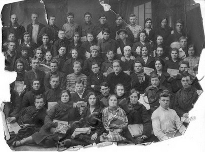 Подробнее о статье Делегаты конференции работников народного просвещения (Ед.хр. 3485)