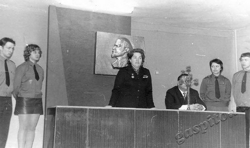 Подробнее о статье Урок мужества в средней школе № 19 г.Тамбова. Выступление участницы Великой Отечественной войны 1941-1945 г. Т.М.Ивановой (Ед.хр. 3505)