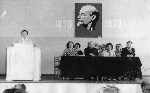 Подробнее о статье Педагогическое училище № 1 им. К.Д.Ушинского. Торжественное заседание, посвященное 103-ей годовщине со дня рождения В.И.Ленина (Ед.хр. 3530)